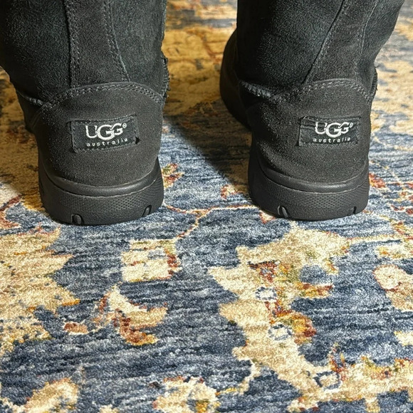 Ugg Australia Ultimate Tall II 5233 Winter Fuzzy Designer Boot WMN 8 Sheepskin - Picture 8 of 15